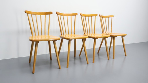 Set van 4 vintage spijlen stoelen