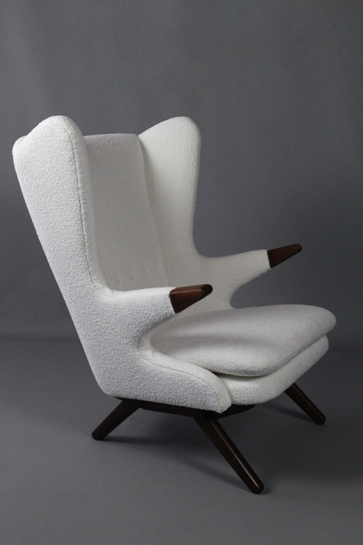 Skipper Møbelfabrik Papa bear lounge chair by Svend Skipper