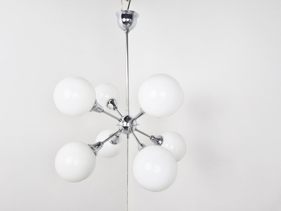Image 1 of Vintage opaline spoetnik kroonluchter