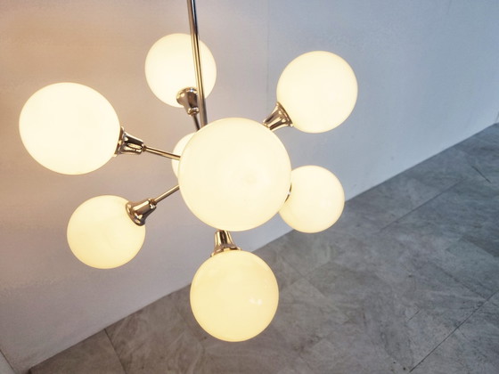 Image 1 of Vintage opaline spoetnik kroonluchter
