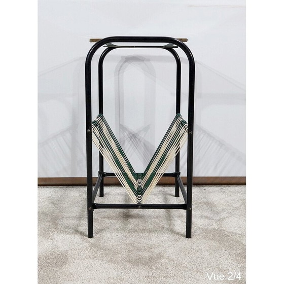 Image 1 of Vintage metalen buis en helder glazen bijzettafel met tijdschriftenrek, 1950