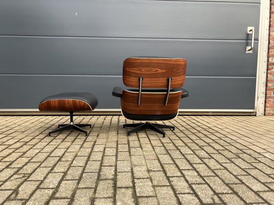 Image 1 of Herman Miller Eames lounge chair + Ottoman Santos Palissander Nieuwstaat!!