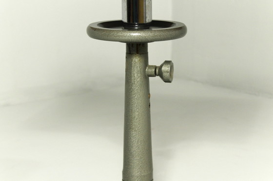 Image 1 of Gietijzeren telescoop laboratoriumtafel, 1970S