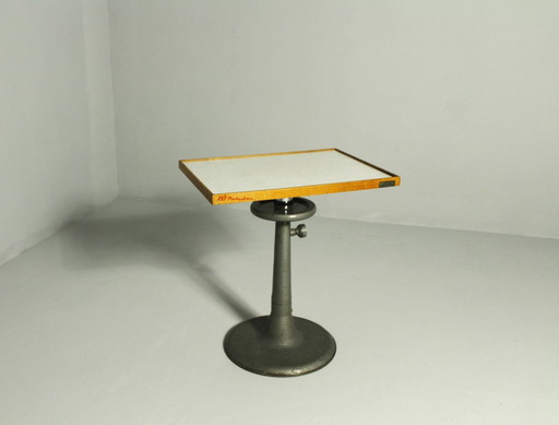 Gietijzeren telescoop laboratoriumtafel, 1970S