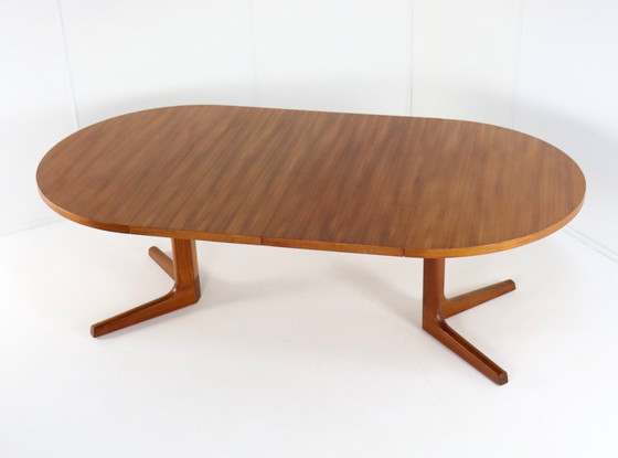 Image 1 of Ronde 2X Verlengbare Eettafel 'Broholm' Deens