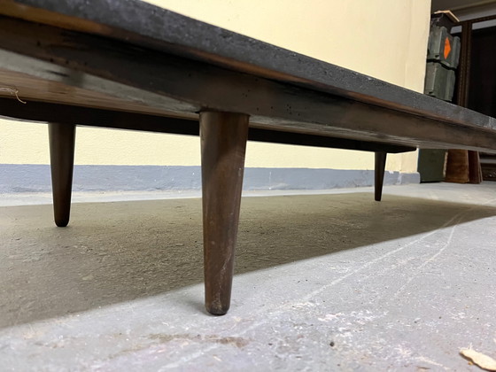 Image 1 of Vintage lage gele salontafel