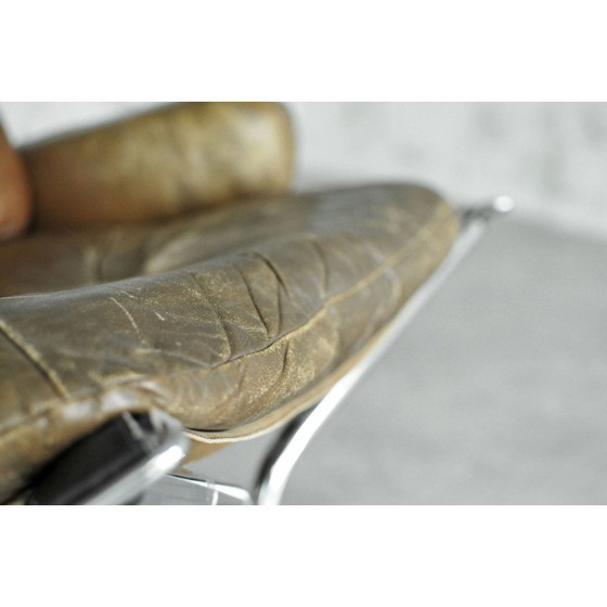 Image 1 of Vintage Harald Relling Wing fauteuil met voetenbank van Westnofa