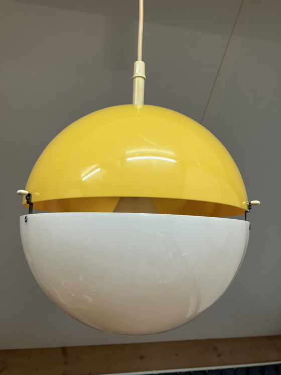 Image 1 of Vintage Space Age Kunststof Hanglamp “Ball” Design