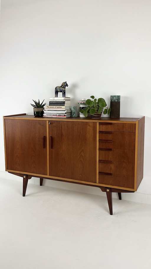 Zweeds Vintage Teak Fineren Dressoir 