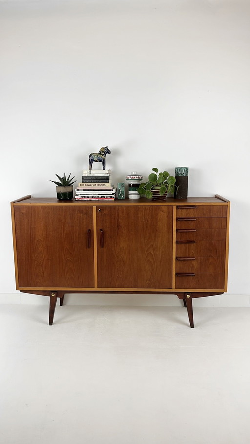 Zweeds Vintage Teak Fineren Dressoir 