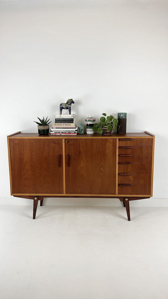 Image 1 of Zweeds Vintage Teak Fineren Dressoir 