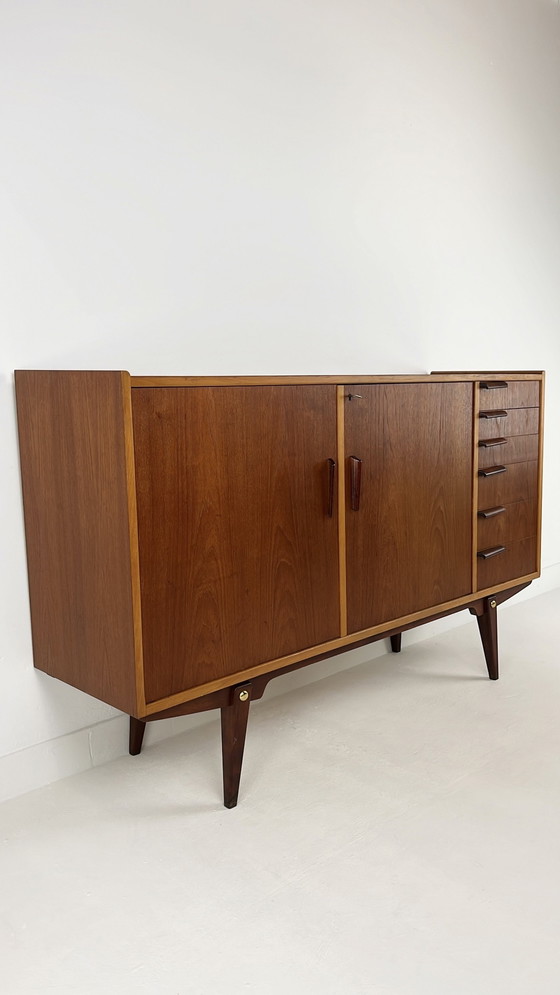 Image 1 of Zweeds Vintage Teak Fineren Dressoir 