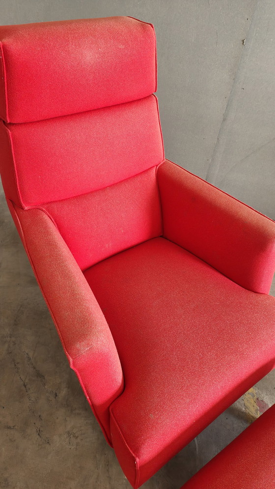 Image 1 of Design on Stock Solo fauteuil + voetenbank