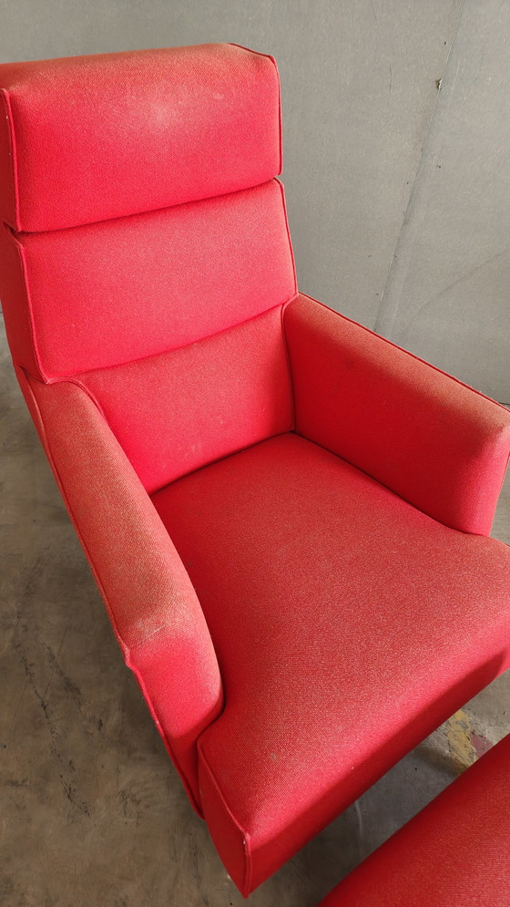 Image 1 of Design on Stock Solo fauteuil + voetenbank