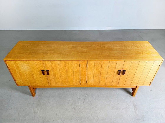 Image 1 of Mid Century dressoir Kp Møbler Kurt Ostervig eik