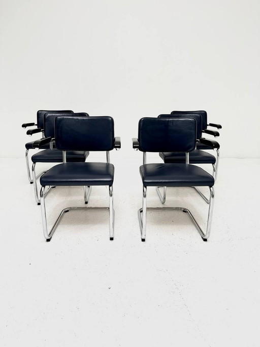 Set van 5 sledestoelen met armleuningen van Marcel Breuer voor Thonet