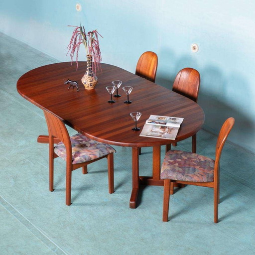 Japandi eettafel Deens design Midmod extendable 60s dining