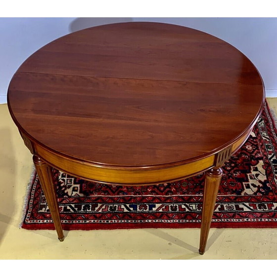 Image 1 of Vintage ronde tafel in kersenhout met 2 verlengstukken