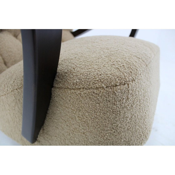 Image 1 of Vintage gevleugelde fauteuil in Boucle stof, Tsjecho-Slowakije 1940