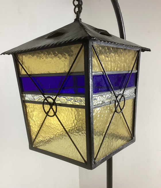 Image 1 of Art Deco Amsterdamse School Smeedijzeren Lamp Glas In Lood Kap