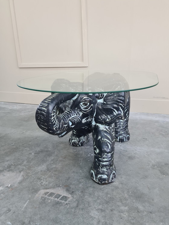 Image 1 of Vintage Sculptural Elephant Coffee Table - Salontafel - Gips, Glas

Europa - Mid-Century Modern - 1960-1970