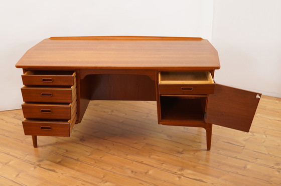 Image 1 of Teakhouten bureau van Svend Aage Madsen voor Sigurd