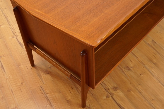 Image 1 of Teakhouten bureau van Svend Aage Madsen voor Sigurd