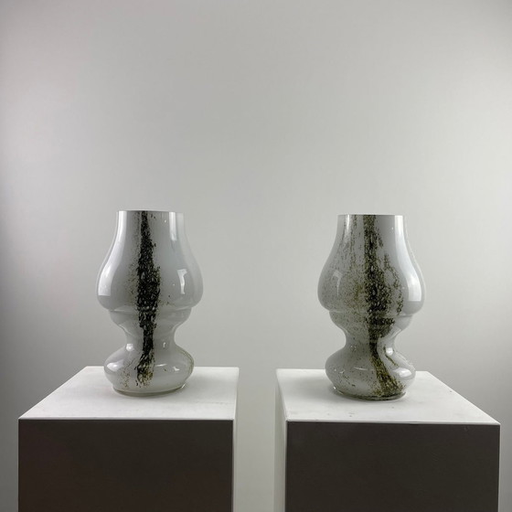 Image 1 of Paar wit en groen glazen paddestoel tafellampen van Doria Leuchten, 1970