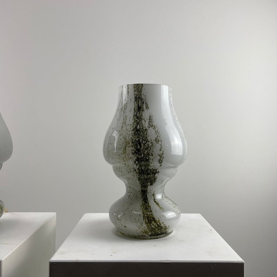 Image 1 of Paar wit en groen glazen paddestoel tafellampen van Doria Leuchten, 1970