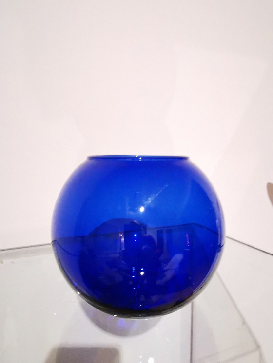 Image 1 of Andries Copier Cobalt blauwe bolvaas