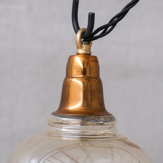 Image 1 of Vintage "bel pendant" hanglamp van messing en rookglas, Frankrijk 1960