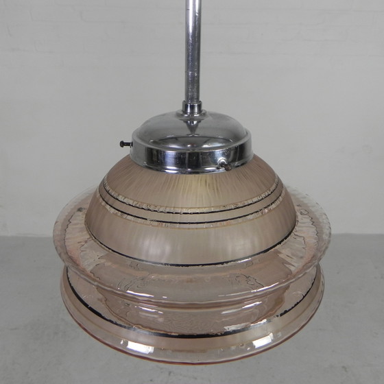 Image 1 of Art Deco hanglamp met ufo-vormige glazen bol, jaren 30