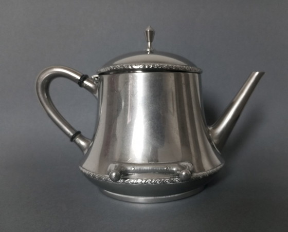 Image 1 of Wmf Secessionistische/Art-Deco Oegstgeest theepot ca 1910