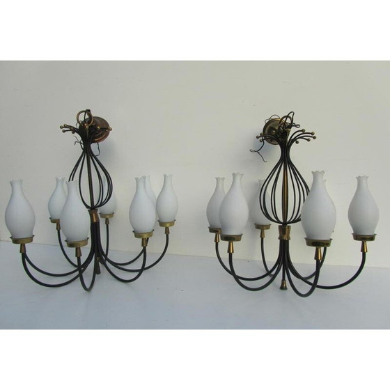 Image 1 of Set van 4 vintage kroonluchters en wandlampen in opaline, glas en messing - jaren 1950