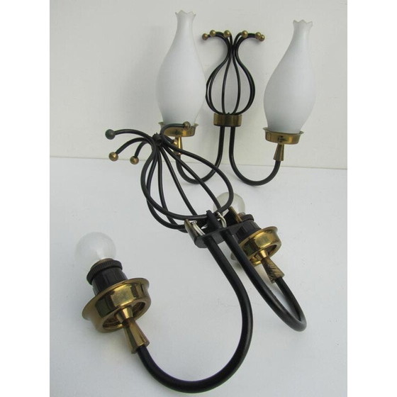 Image 1 of Set van 4 vintage kroonluchters en wandlampen in opaline, glas en messing - jaren 1950