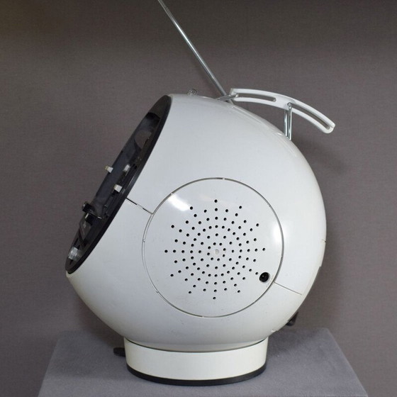 Image 1 of Vintage radio met 2 Weltron 'Space Ball' luidsprekers 2004
