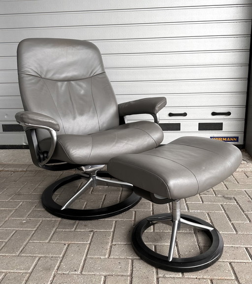 Stressless Consul Met Hocker