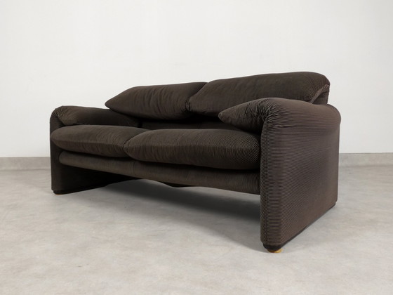 Image 1 of Cassina Maralunga 2 Zit Bicolore Beige - Grey