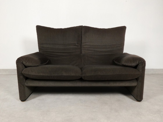 Image 1 of Cassina Maralunga 2 Zit Bicolore Beige - Grey