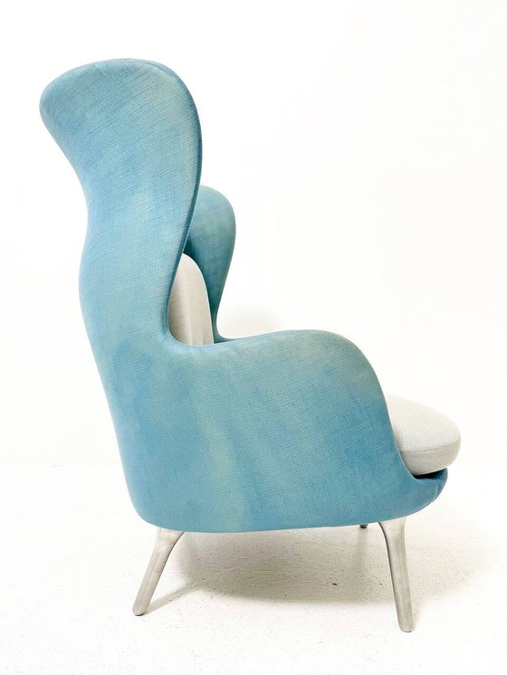 Image 1 of Ro fauteuil met voetenbankje van Jaime Hayon voor Fritz Hansen, Denemarken