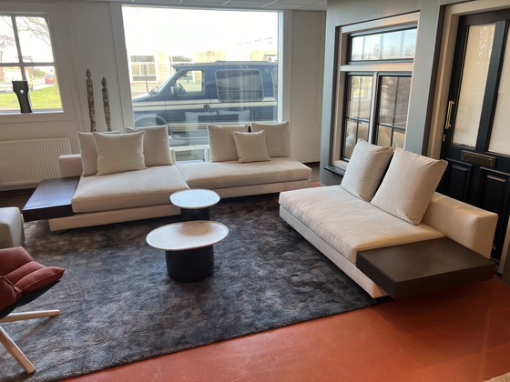 Image 1 of Minotti “White” modulair zitsysteem in stof cat. G 440x290cm