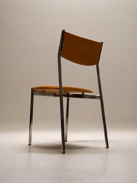 Image 1 of C. 1970 - Suite De Quatre Chaises En Skaï Jaune Et Chrome - (Suite van vier stoelen in Skaï geel en chroom)