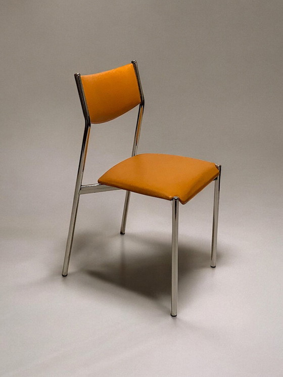 Image 1 of C. 1970 - Suite De Quatre Chaises En Skaï Jaune Et Chrome - (Suite van vier stoelen in Skaï geel en chroom)