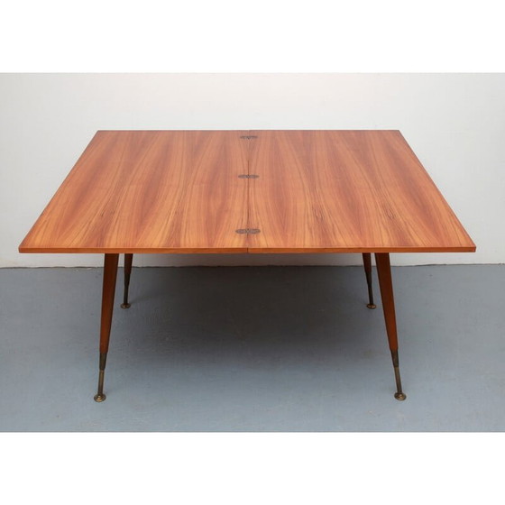 Image 1 of Vintage opvouwbare salontafel in walnoot, jaren 1960