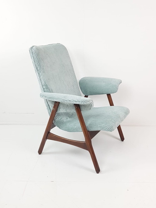 Vintage Fauteuil Nieuw Gestoffeerd Lichtblauw