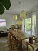 Grote massief houten eettafel
