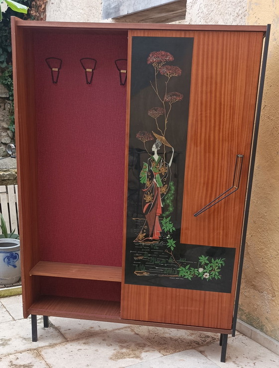 Image 1 of Garderobe Chinoiserie decor