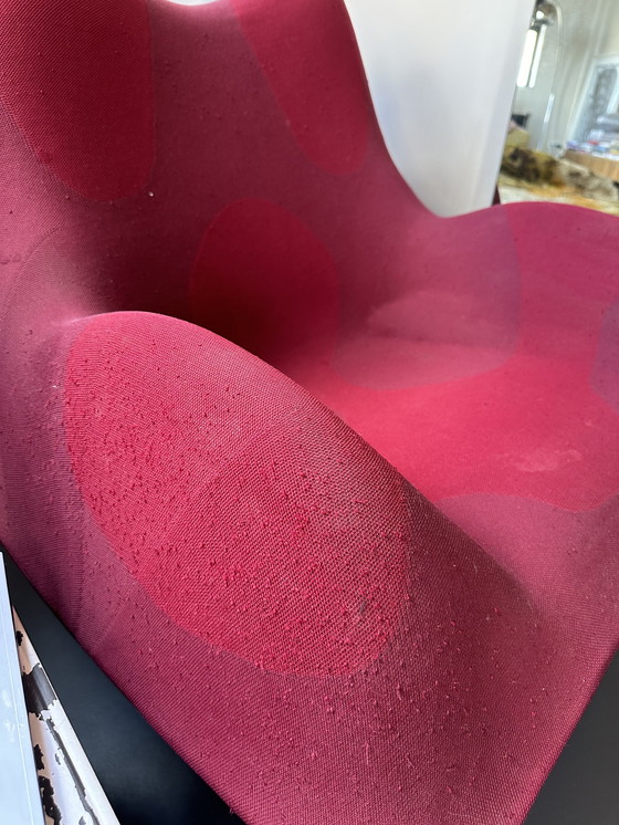 Image 1 of Vitra Greg Lynn Ravioli chair opknapper