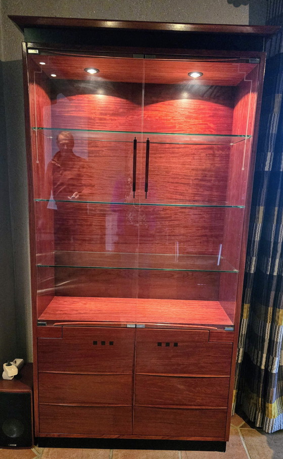 Image 1 of Vitrine Kast Schuitema 