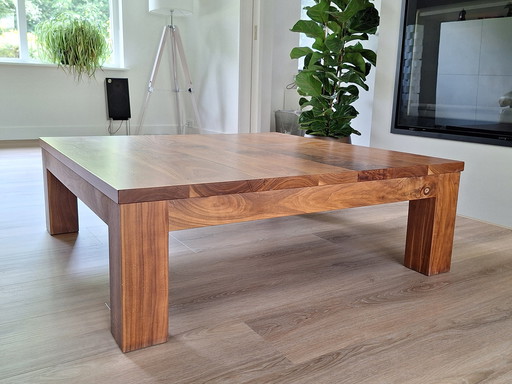 Zwiers Meubelmakerij coffee table